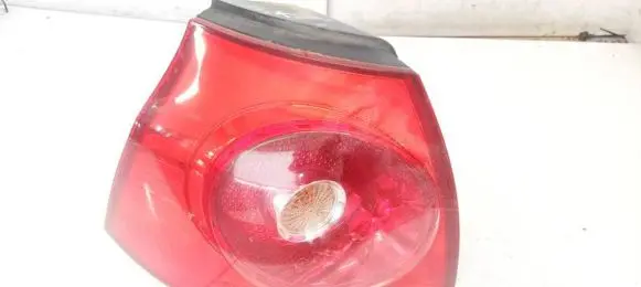 Volkswagen Golf V Rear/tail lights