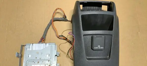 Opel Insignia A Voltage converter inverter 12779234 13280254