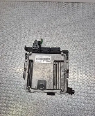 Renault Laguna III Engine control unit/module 8200848407 8200726880 0281011354