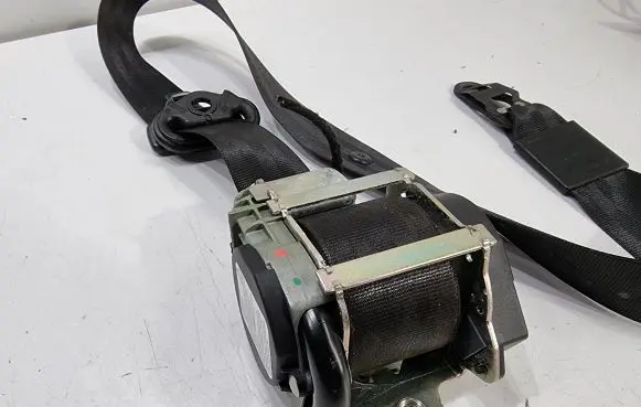 Audi Q7 4L Front seatbelt 4L1857705 223012007 606778500A
