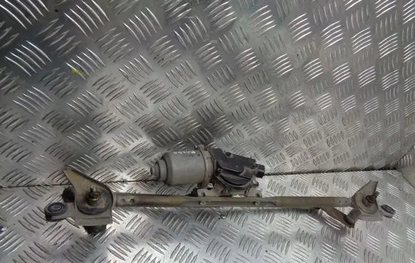 Mazda 6 Front wiper linkage and motor 159300-0641