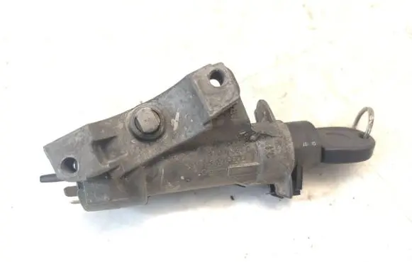 Audi A6 S6 C5 4B Ignition lock 4B0905851C