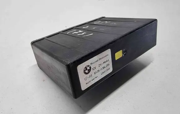 BMW 5 E34 Comfort/convenience module 61351384204 428612000