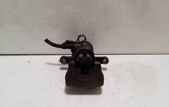 Fiat 500L Rear brake caliper 