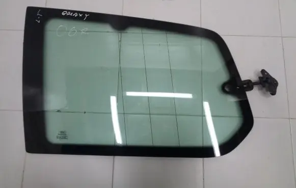 Ford Galaxy Rear side window
