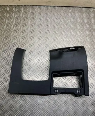 Volkswagen Jetta VI Other interior part 5C8819367