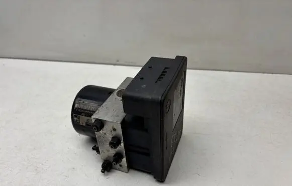 Volkswagen Golf IV ABS Pump 1C0907379K 1J0614417D