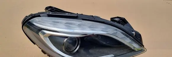 Mercedes-Benz B W246 W242 Headlight/headlamp A2468200239