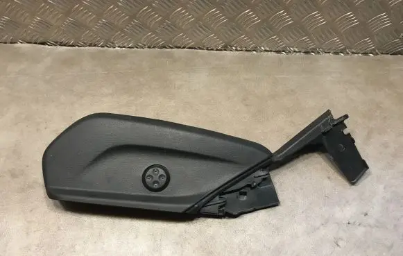 Mercedes-Benz C W205 Front door seat control surround trim A2059191522