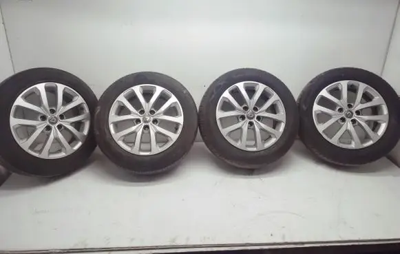 Renault Kadjar R16 alloy rim 