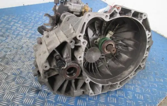 Ford Mondeo MK II Manual 6 speed gearbox 972T-7F096