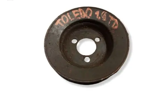 Seat Toledo I (1L) Water pump pulley 068121031K