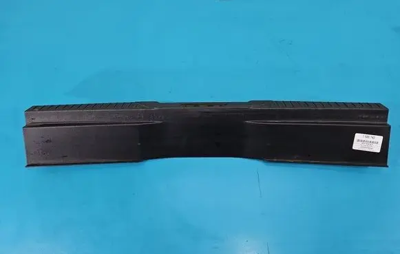 Ford Focus Center console JX7B-N40352-A IMPRK1535742