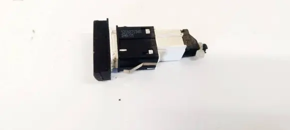 Skoda Octavia Mk2 (1Z) ESP (stability program) switch 1Z0927134A