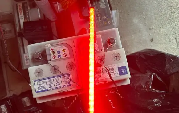Audi A4 S4 B7 8E 8H Third/center stoplight 28427002
