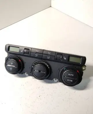 Skoda Octavia Mk2 (1Z) Climate control unit 74241060