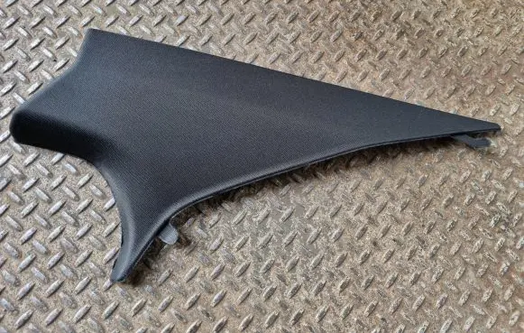 BMW 3 G20 G21 (C) pillar trim 7433246