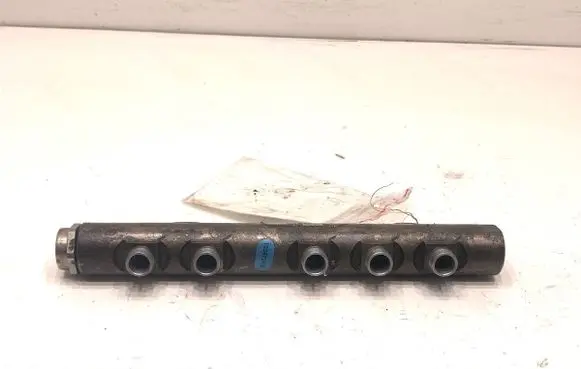Jeep Grand Cherokee Fuel main line pipe 0445216050