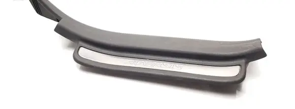 Toyota Avensis T250 Rear sill trim cover 6791705050