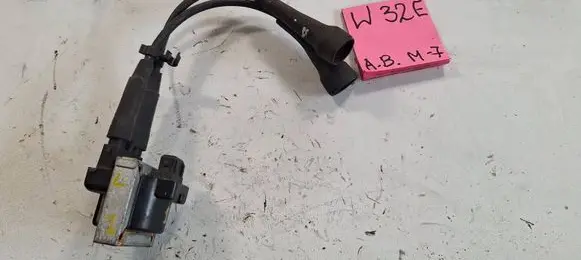 BMW 8 E31 High voltage ignition coil 1289839