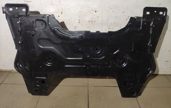 Peugeot 208 II Front subframe 9841458080