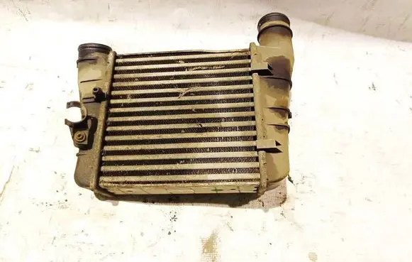 Audi A4 S4 B7 8E 8H Intercooler radiator 8E0145805AA 3229440