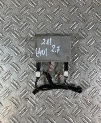 Mercedes-Benz E W211 Aerial antenna amplifier 2118200885