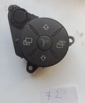 Mercedes-Benz ML W164 Steering wheel buttons/switches 16486025024 2422971U38AB 2422971U38AA
