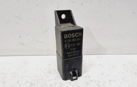 Volvo V60 Glow plug pre-heat relay 31342686