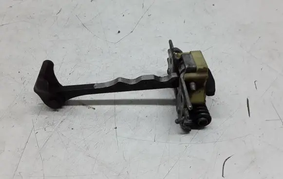 Renault Megane III Front door check strap stopper