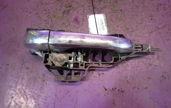 Rear door exterior handle