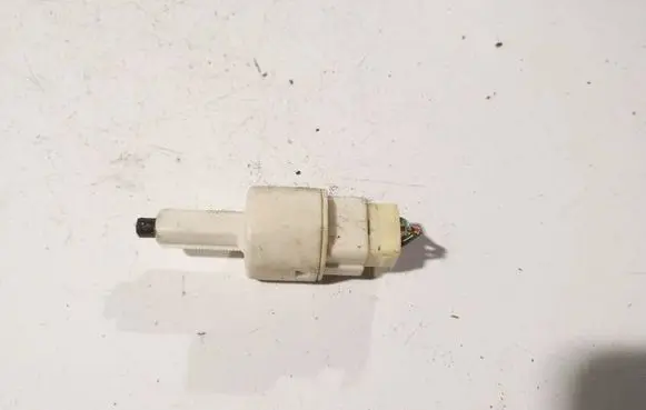 Toyota Avensis T250 Brake pedal sensor switch