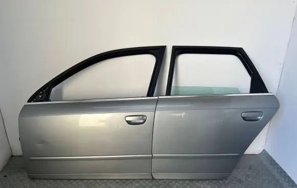 Audi A4 S4 B7 8E 8H Front door