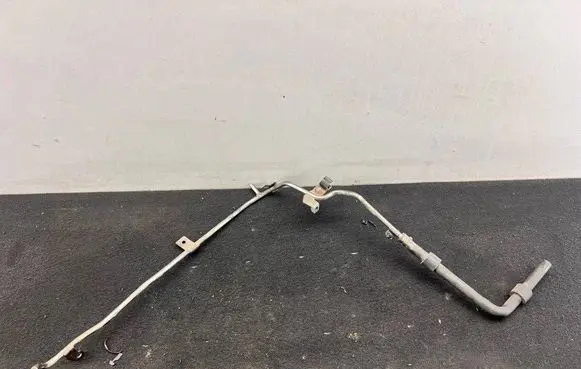 Audi A3 S3 A3 Sportback 8P Engine coolant pipe/hose 06J121075B