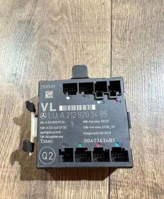 Mercedes-Benz C W204 Door control unit/module A2128203485 A2124422732 A2128203926