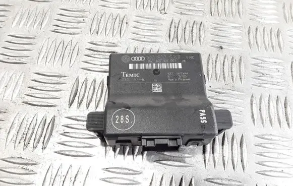 Volkswagen Golf V Door control unit/module 1K0907530F