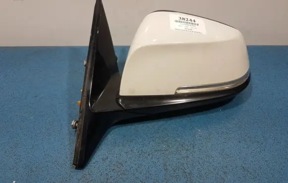 BMW Z4 E89 Front door electric wing mirror A300