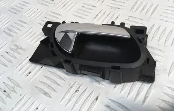Peugeot 308 Front door interior handle 9660525380