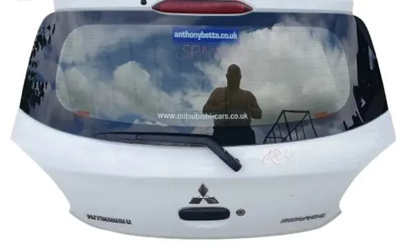 Mitsubishi Space Star Tailgate/trunk/boot lid