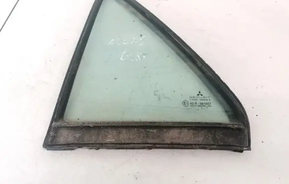 Mitsubishi Carisma Rear vent window glass 