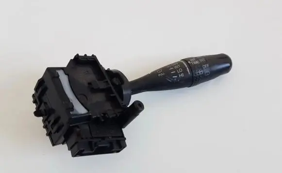 Suzuki Grand Vitara II Wiper control stalk 7516x