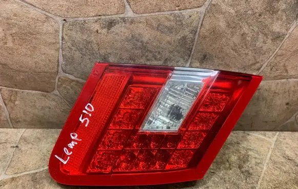 Mercedes-Benz E W212 Tailgate rear/tail lights A2129060358
