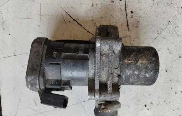 Mercedes-Benz Sprinter W906 EGR valve 0005320C5 328703022