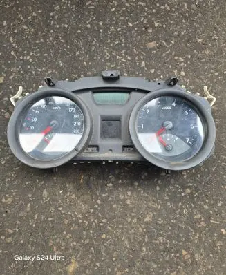 Renault Scenic II - Grand scenic II Speedometer (instrument cluster) 8200364014 35110419 PDBC061921