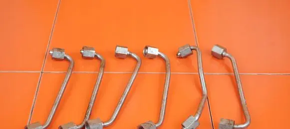 BMW 3 E90 E91 Fuel injector supply line/pipe N53B30A