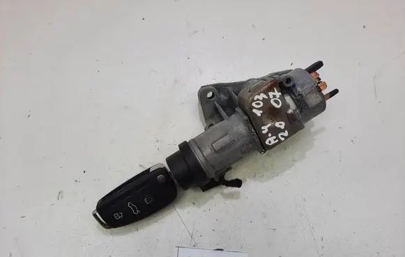 Audi A4 S4 B7 8E 8H Ignition lock 4B0905851