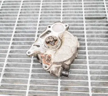 Volkswagen Transporter - Caravelle T5 Vacuum pump 03L145100B