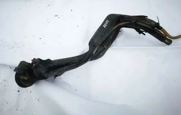 Fuel tank filler neck pipe