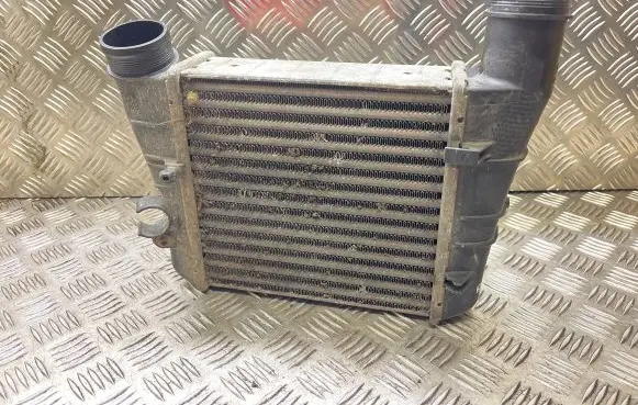 Audi A4 S4 B7 8E 8H Intercooler radiator 038906051C 0281002401