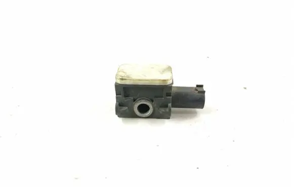 Mercedes-Benz R W251 Airbag deployment crash/impact sensor 0038202926 A0038202926